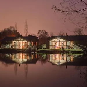 https://heron-lodge-south-view-lodges.exeterhotels.net